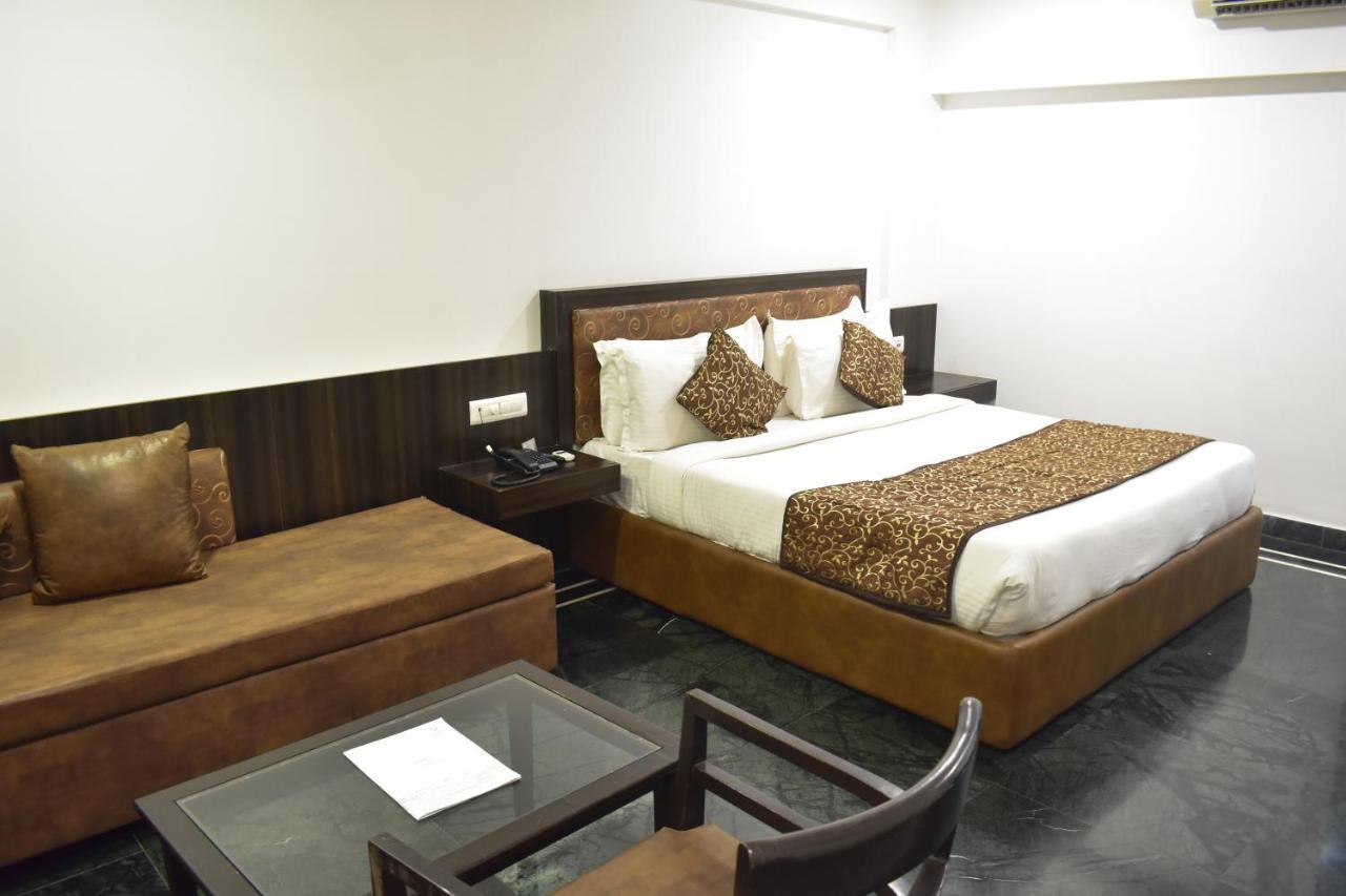 Shilpi Hill Resort Saputara Eksteriør billede