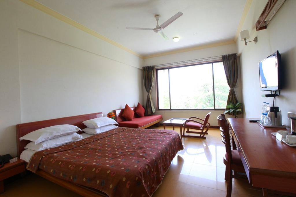 Shilpi Hill Resort Saputara Værelse billede